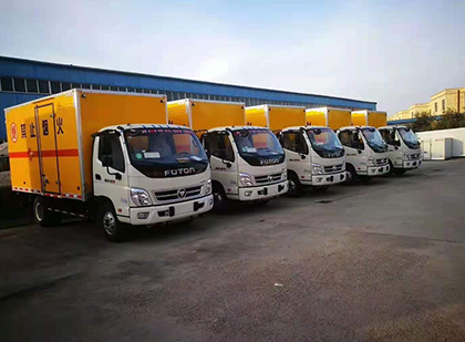 松潘爆破器材运输车